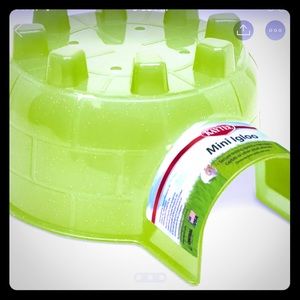 Hamster hide out x 2